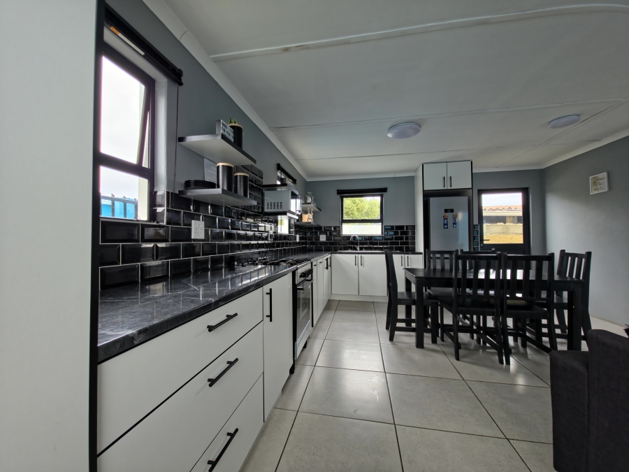 3 Bedroom Property for Sale in Hawston Western Cape